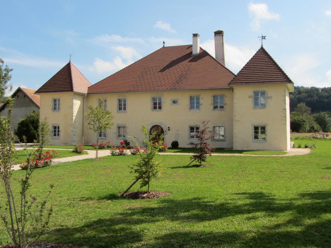 Bed and Breakfast Le Relais Des Deux Tours Bremondans Экстерьер фото